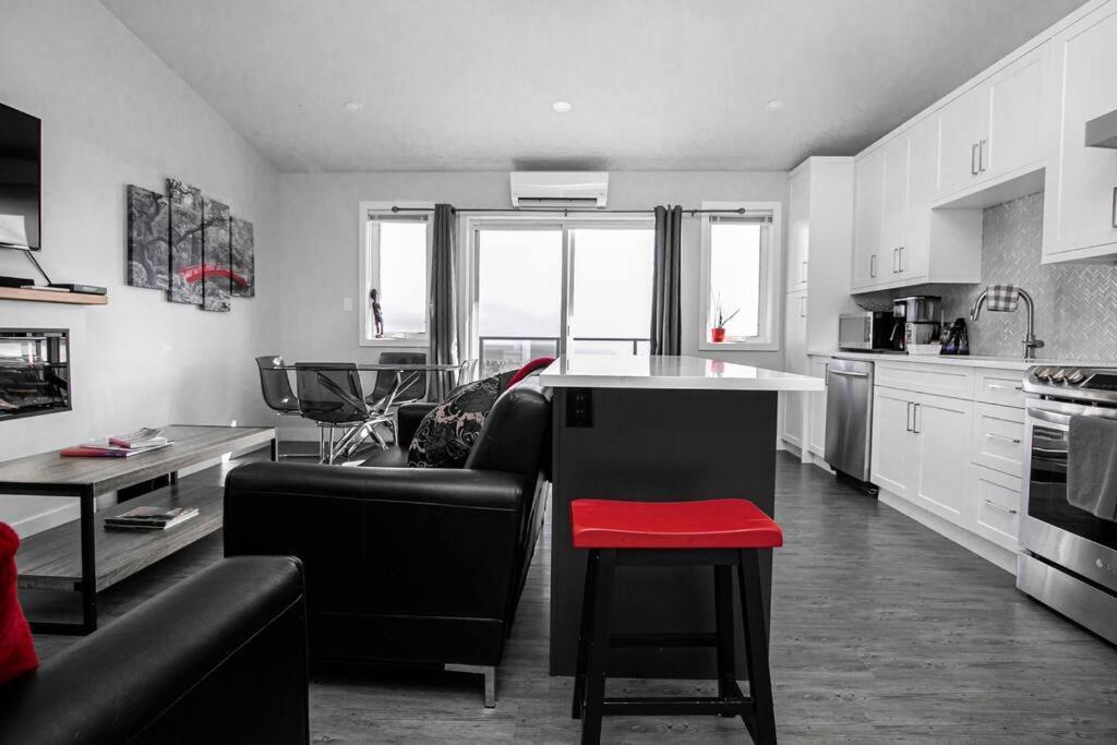 Eagle'S View Penthouse Apartment Victoria Luaran gambar