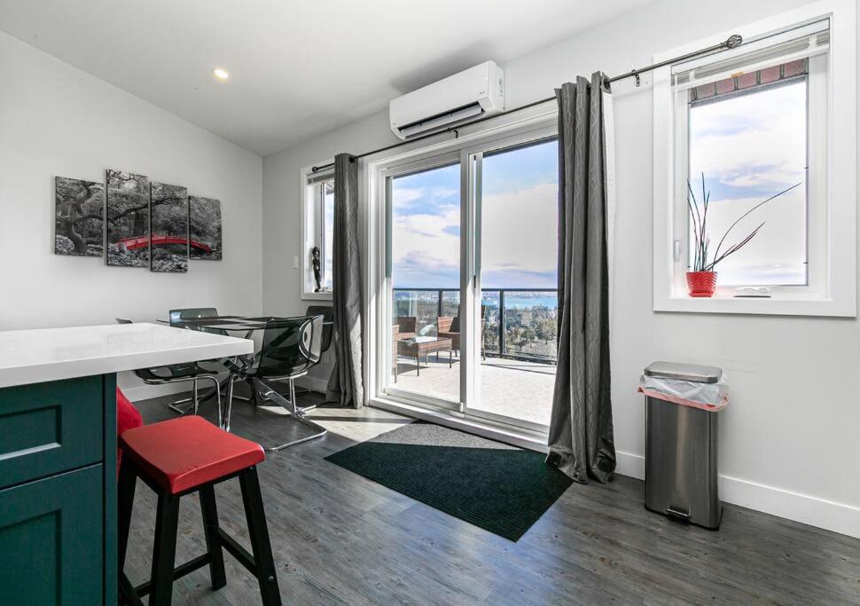 Eagle'S View Penthouse Apartment Victoria Luaran gambar